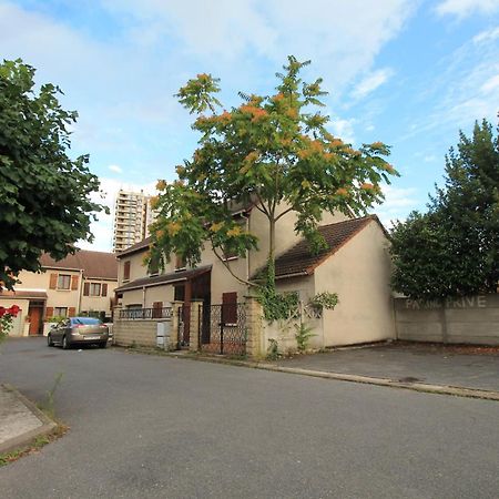 Parking Prive Gratuit - 15Mn Paris - Gare A Pied En 5Mn - Tout Equipee - Terrasse - Jardin - Stade De France - Casino D'Enghien - Hippodrome, Universite エピネー・シュル・セーヌ エクステリア 写真